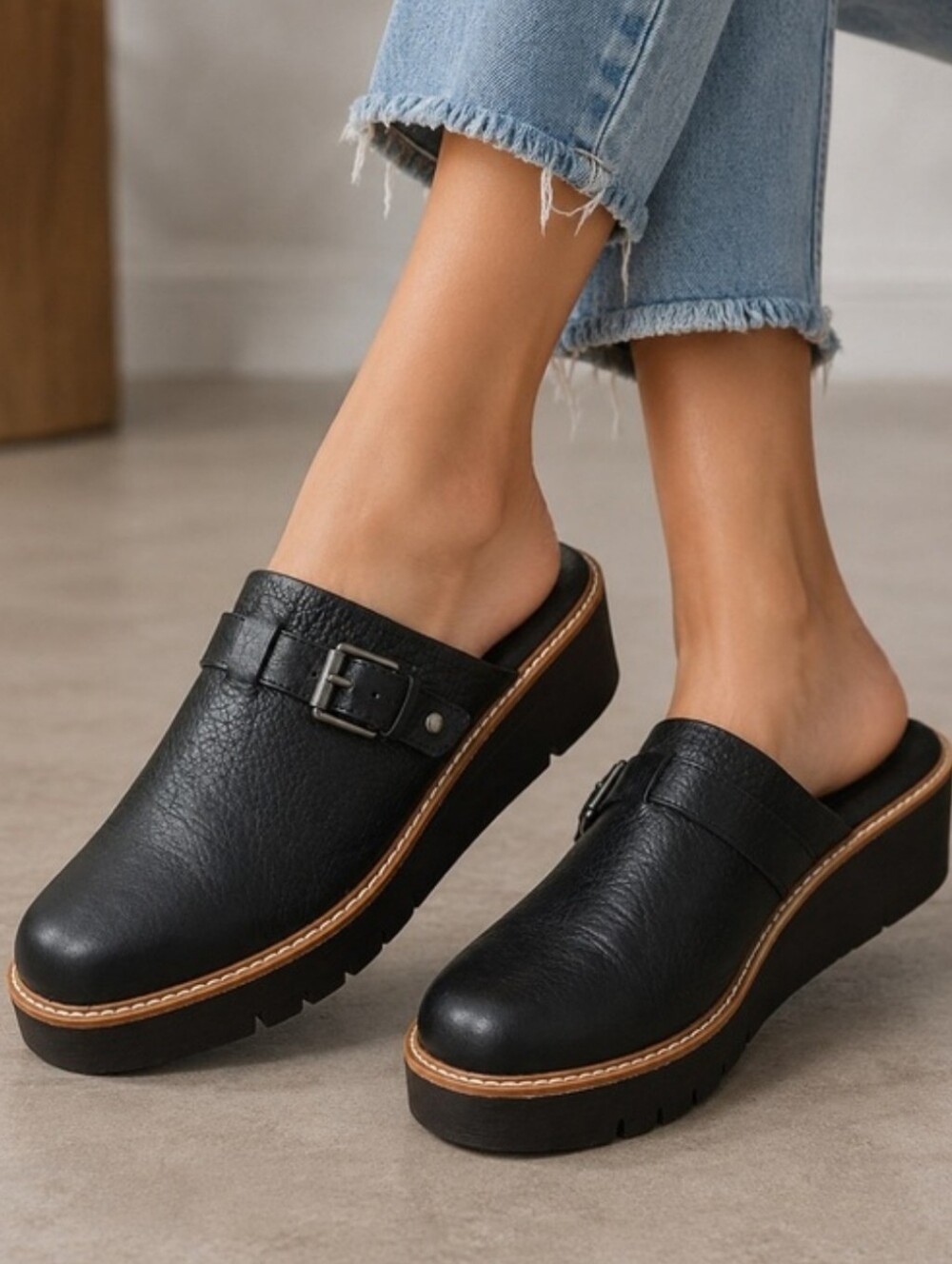Naturalizer Wayde Leather Mule Size 6.5